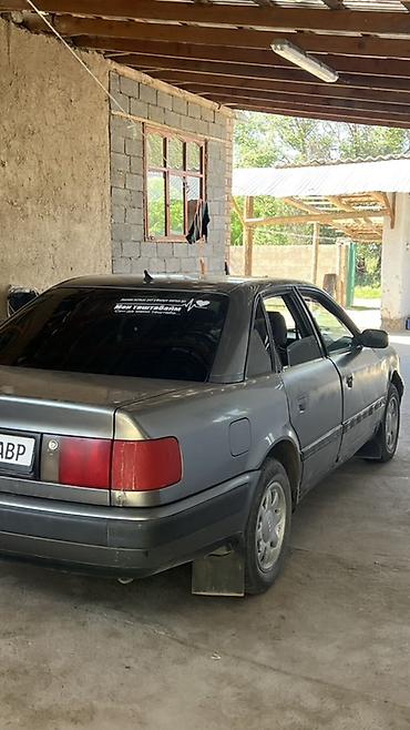 Унаа: Audi 100: 1991 г., 2 л, Кол менен иштөөчү, Бензин, Седан — 4
