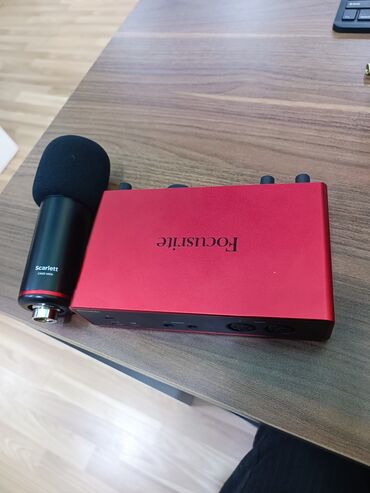 Mikşerlər: Focusrite Scarlett 2i2 4 gen demek olarki istifade olunmuyub ev