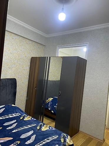 Duş kabinaları, arakəsmələr: Arakəsmə, Künc üçün — 14