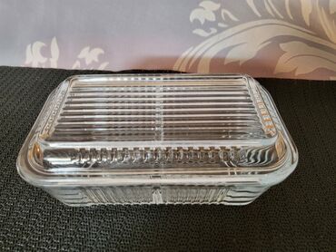 Ostalo posuđe: Posuda nova staklena za margarin,maslac itd. Posuda na lalafo.rs — 3 Ostalo posuđe: Posuda nova staklena za margarin,maslac itd. Posuda — 3