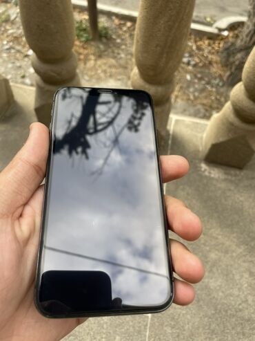 Motorola: IPhone X, 64 GB, Qara, Face ID
