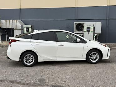 Toyota: Toyota Prius: 2020 г., 1.8 л, Вариатор, Гибрид, Хэтчбэк — 4