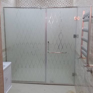 Duş kabinaları, arakəsmələr: Yeni Arakəsmə, Pulsuz çatdırılma — 24