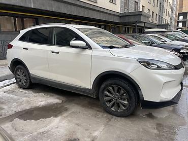 Weltmeister: Weltmeister EX5, 2021 г., 60000 км, Передний, В наличии — 2