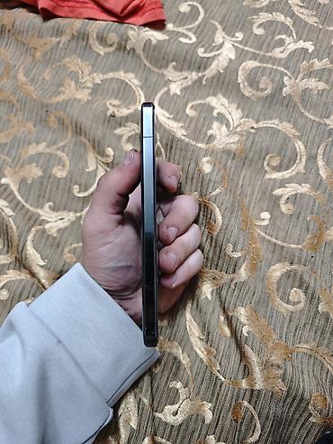 xaomi 17: Xiaomi, 13, Б/у, 256 ГБ, цвет - Черный, 2 SIM — 2