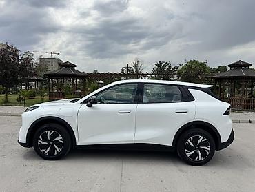 2026: Changan Qiyuan Q05: 2026 г., Автомат, Электромобиль, Кроссовер — 5