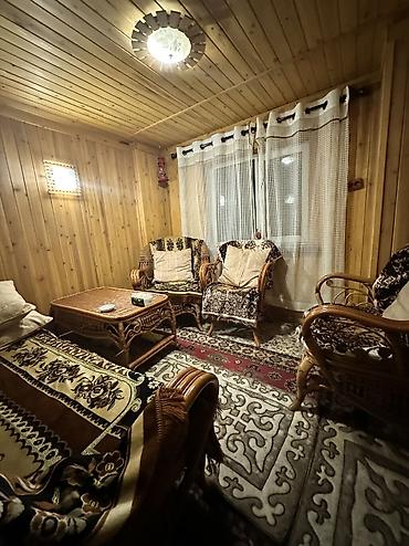 Продажа коттеджей и домов: Продаётся дом в «золотом квадрате» Чолпон-Аты. Вторая линия от трассы — 21