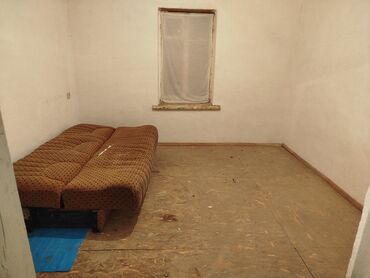 Долгосрочная аренда комнат: Сдаётся простое жилое помещение: две смежные комнаты в одноэтажном — 2