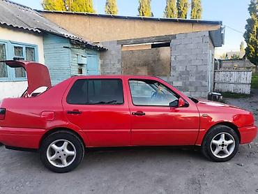 bis vip: Volkswagen Vento: 1995 г., 1.8 л, Механика, Бензин, Седан — 4