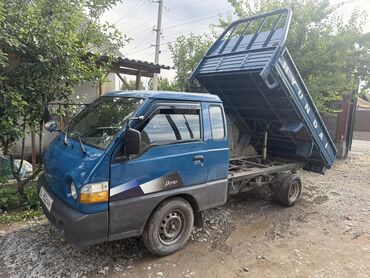Hyundai: Hyundai Porter: 2002 г., 2.6 л, Механика, Дизель, Универсал