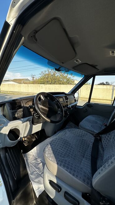 Ford: Ford Transit: 2.4 l | 2011 il 175000 km Van body type — 9