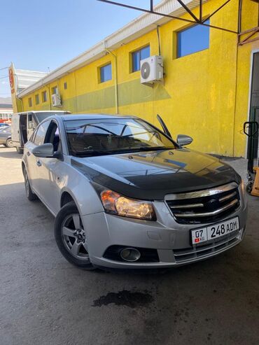 машины покупка: Chevrolet Cruze: 2011 г., 1.8 л, Механика, Бензин, Седан