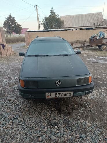 volkswagen id6: Volkswagen Passat: 1989 г., 1.8 л, Механика, Бензин, Универсал