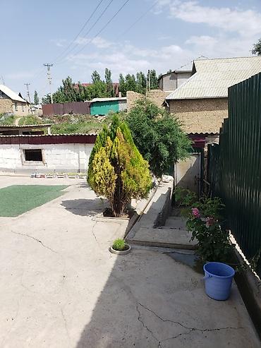 Продажа коттеджей и домов: Продаю 2 ет дом 🏠 ж/м Ак бата Адилет конушу участок 4 соток всё — 6