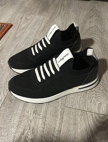 Кроссовки и спортивная обувь: Salvatore Ferragamo kişilər üçün idman ayaqqabısı - Model: Slip-on — 1