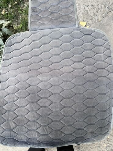 подлокотник на гольф 4: Чехлы Велюровые, цвет - Серый, Universal Seat cover, Б/у, Самовывоз
