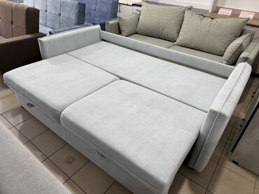 Прямые диваны: Прямой диван, Новый, Трехместный — 16