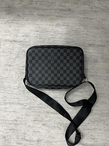 Классические сумки: Классическая сумка, Louis Vuitton, Китай, Материал: Искусственная кожа, Застежка на молнии, Мужские, Б/у — 2