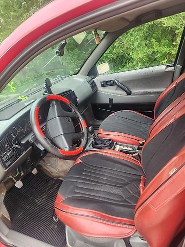 Volkswagen: Volkswagen Passat Variant: 1989 г., 1.8 л, Механика, Бензин, Универсал — 7
