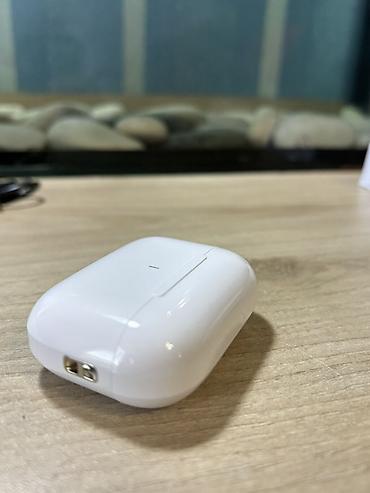 marshall qulaqliq: Salam airpods satılır. Dubaydan baha alınıb. Yenidir işlədilməyib — 2
