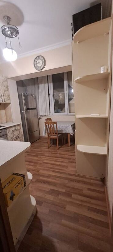 Uzunmüddətli kirayə mənzillər: Nəsimi rayon Zərifə Göz klinikasının yaxınlığında Cavadxan küçəsində 9 — 5