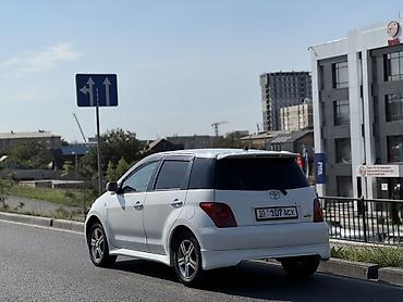 машина экономичный: Toyota Ist: 2004 г., 1.3 л, Автомат, Бензин, Хэтчбэк — 3