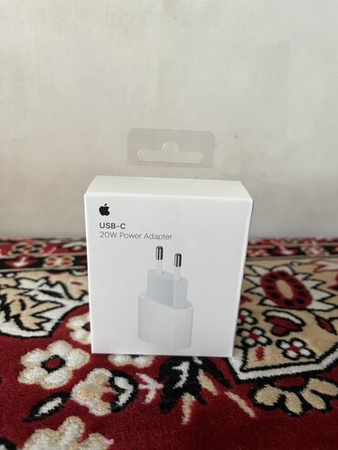 Şarj cihazları: Simsiz şarj cihazı Apple, > 20 Vt, Yeni