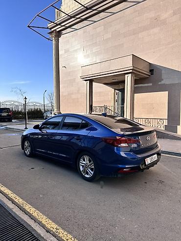 Hyundai: Hyundai Elantra: 2019 г., 2 л, Автомат, Бензин, Седан — 6