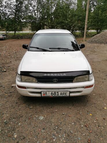 тоёта раум: Toyota Corolla: 1993 г., 1.5 л, Механика, Бензин, Седан