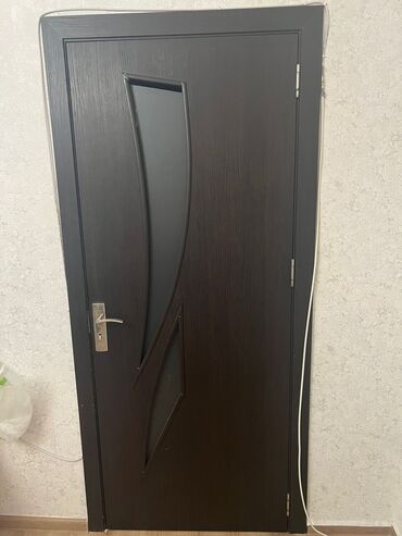 замок невидимка: İşlənmiş Otaq qapısı Zamok ilə, Zəmanətsiz, Ünvandan götürmə