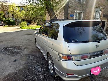 Toyota: Toyota Gaia: 2000 г., 2 л, Автомат, Бензин, Минивэн — 2