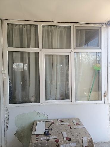 qapı icliyi: Salam, pəncərə təzə kimidi, qapınında bircə petlesi deyişmelidi - — 2