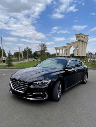 обогрев зеркал: Hyundai Grandeur: 3 л | 2017 г. | Седан | Идеальное
