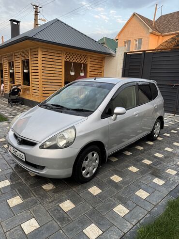 авто с последующим выкупом бишкек фит: Honda Fit: 2003 г., 1.3 л, Вариатор, Бензин, Хэтчбэк