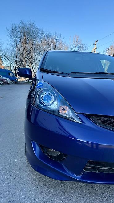 Honda: Honda Fit: 2009 г., 1.5 л, Вариатор, Бензин, Хэтчбэк — 3