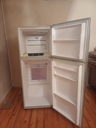 islenmis soyducular: İşlənmiş 2 qapılı Hitachi Soyuducu Satılır, rəng - Boz