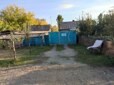 продажа домов в городе бишкек: 62 м², 4 комнаты, Старый ремонт Без мебели