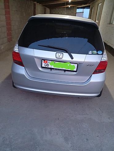 mini cuper: Honda Fit: 2002 г., 1.3 л, Автомат, Бензин, Хэтчбэк — 4