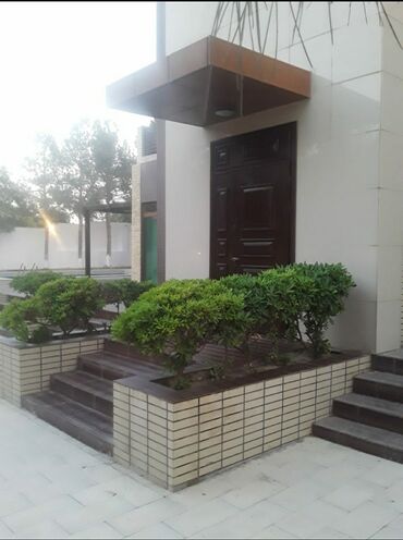 Həyət evləri və villaların satışı: Zaqulbada dəniz kənarında 3 mərtəbəli Villa satılır.900000 -da lalafo.az — 20 Həyət evləri və villaların satışı: Zaqulbada dəniz kənarında 3 mərtəbəli Villa satılır.900000 — 20