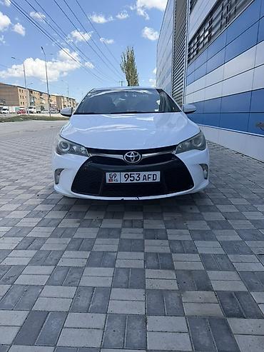 corolla 2016: Toyota Camry: 2016 г., Седан — 2