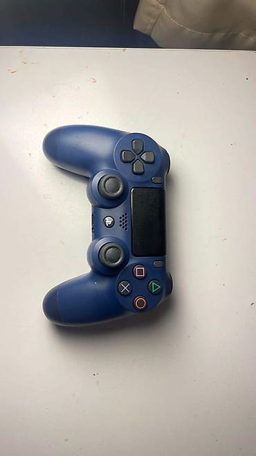 xbox one gamepad: Беспроводной геймпад Sony DualShock 4 (PS4), цвет синий и белый. - — 2