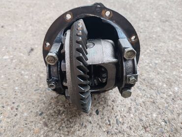 Auto delovi: Srce zadnjeg diferencijala Lada 21213,21214 Niva 1.7 br.2. Skinuto sa — 11