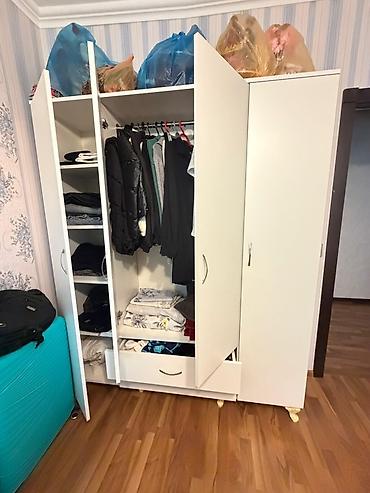 Ev üçün mebel: İşlənmiş, 4 qapılı, Siyirməli, Ağ, Açılan, Düz dolab — 3