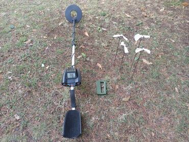 Ostali proizvodi za sport i razonodu: Skoro nov metal-detektor, po mojim saznanjima veoma dobar, rasklopiv — 1