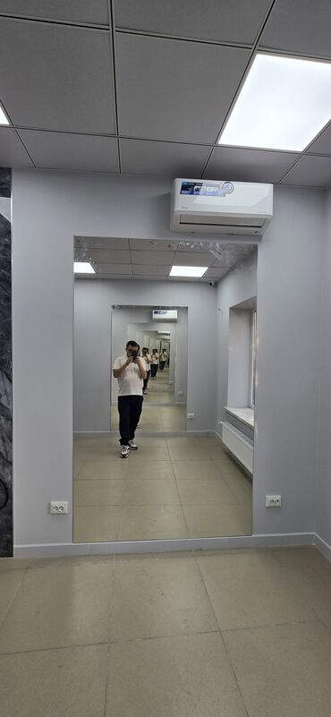 Зеркала: Стоимость за м2: Простое зеркало, с закругленной обточкой - 2500 — 26