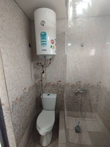 Магазины: 40 м², 2 комнаты