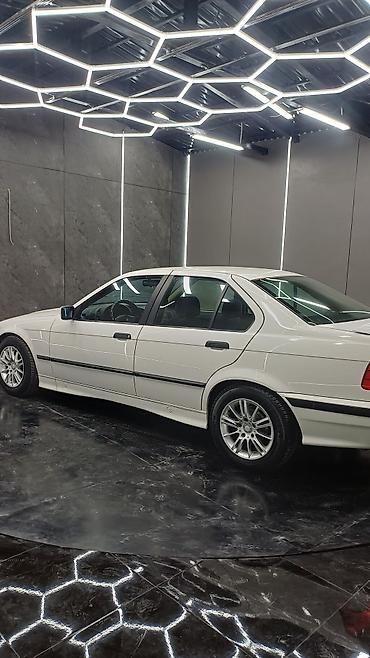 дверные обшивки бмв е34: BMW 3 series: 1991 г., 1.8 л, Механика, Бензин, Седан — 9