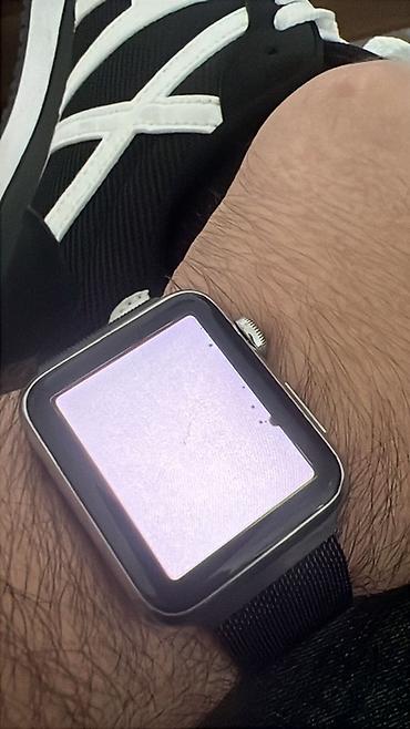 apple watch ultra 1: Ekran problem yaratmır. Şunuru var kemer silikondu fotodaki deil — 3