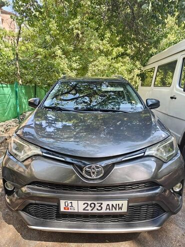 Toyota: Toyota RAV4: 2018 г., 2.5 л, Автомат, Бензин, Кроссовер