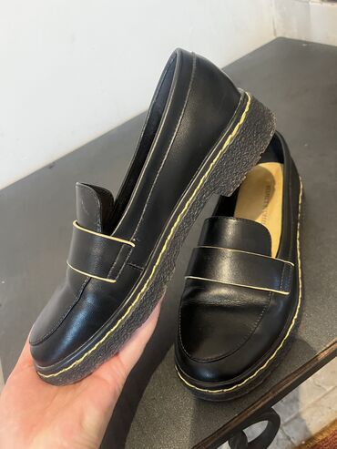 puma обувь: Продаю кожаные лоферы от бренда RESPECT YOURSELF, 3 раза одевала